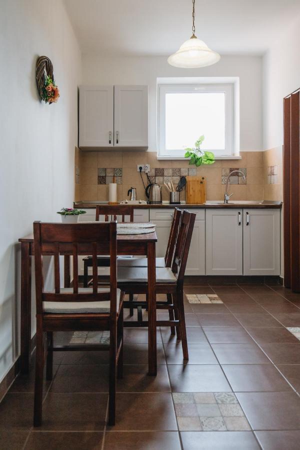 Magas-Lak Apartman Έγκερ Εξωτερικό φωτογραφία